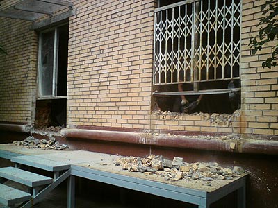 снос слом окна