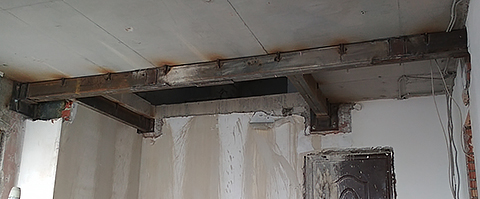 проем с усилением в монолитном перекрытии