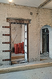 усиление прома в кирпичной стене