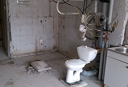 демонтаж сантехкабины