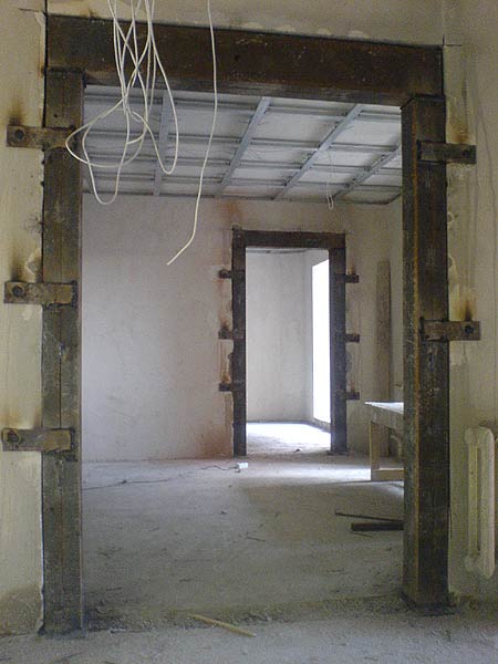 усиление проемов швеллером