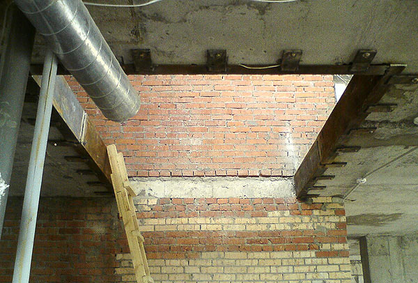 усиление проема в перекрытии