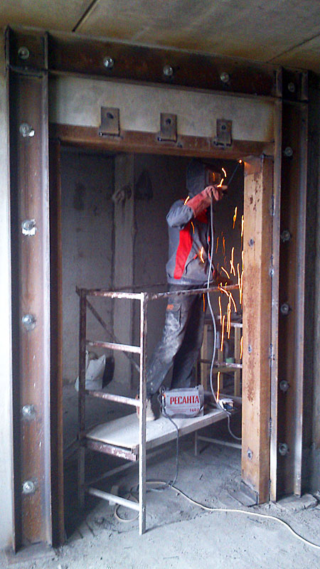 Усиление широкого проема в несущей стене